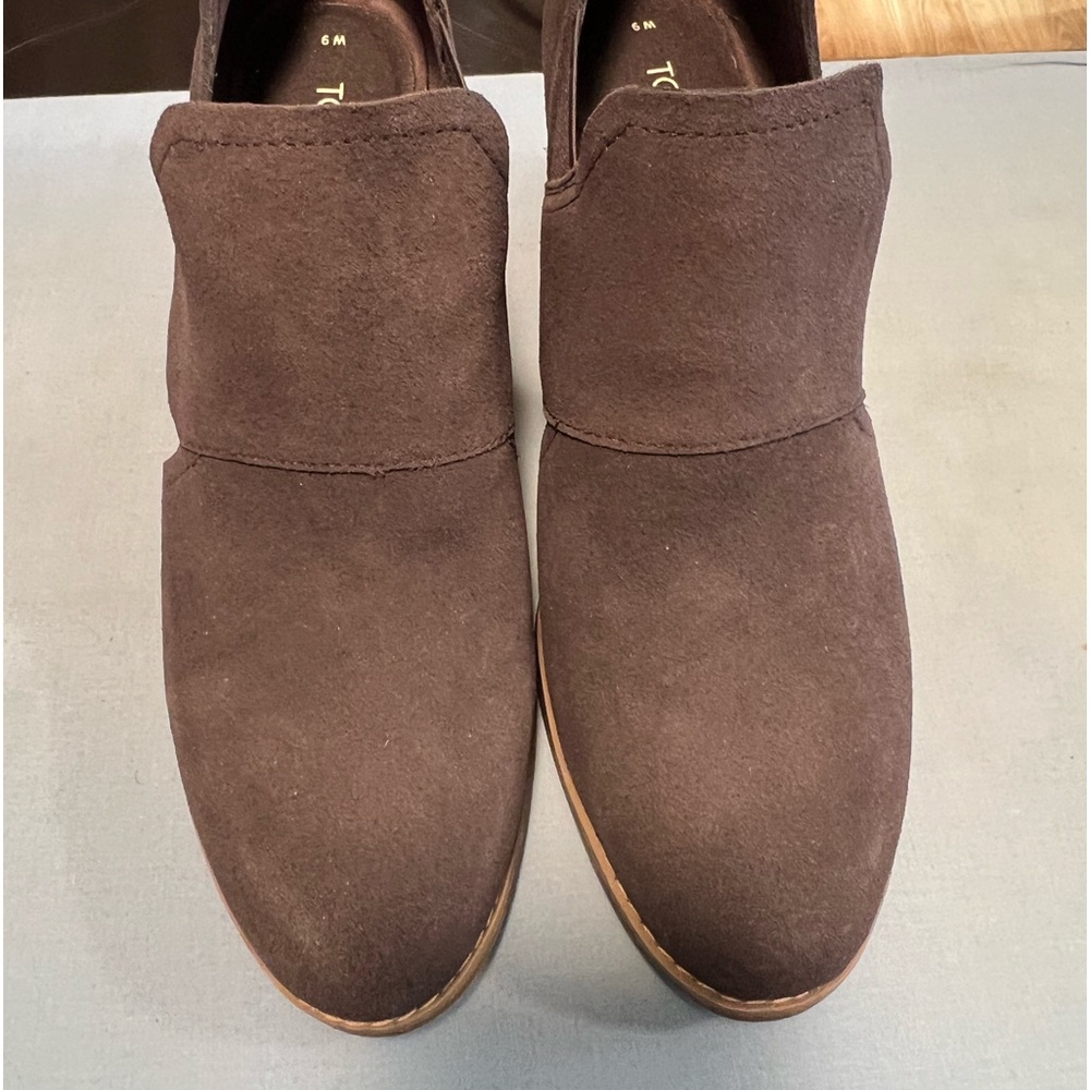 Toms gray booties - New, never worn, size 9